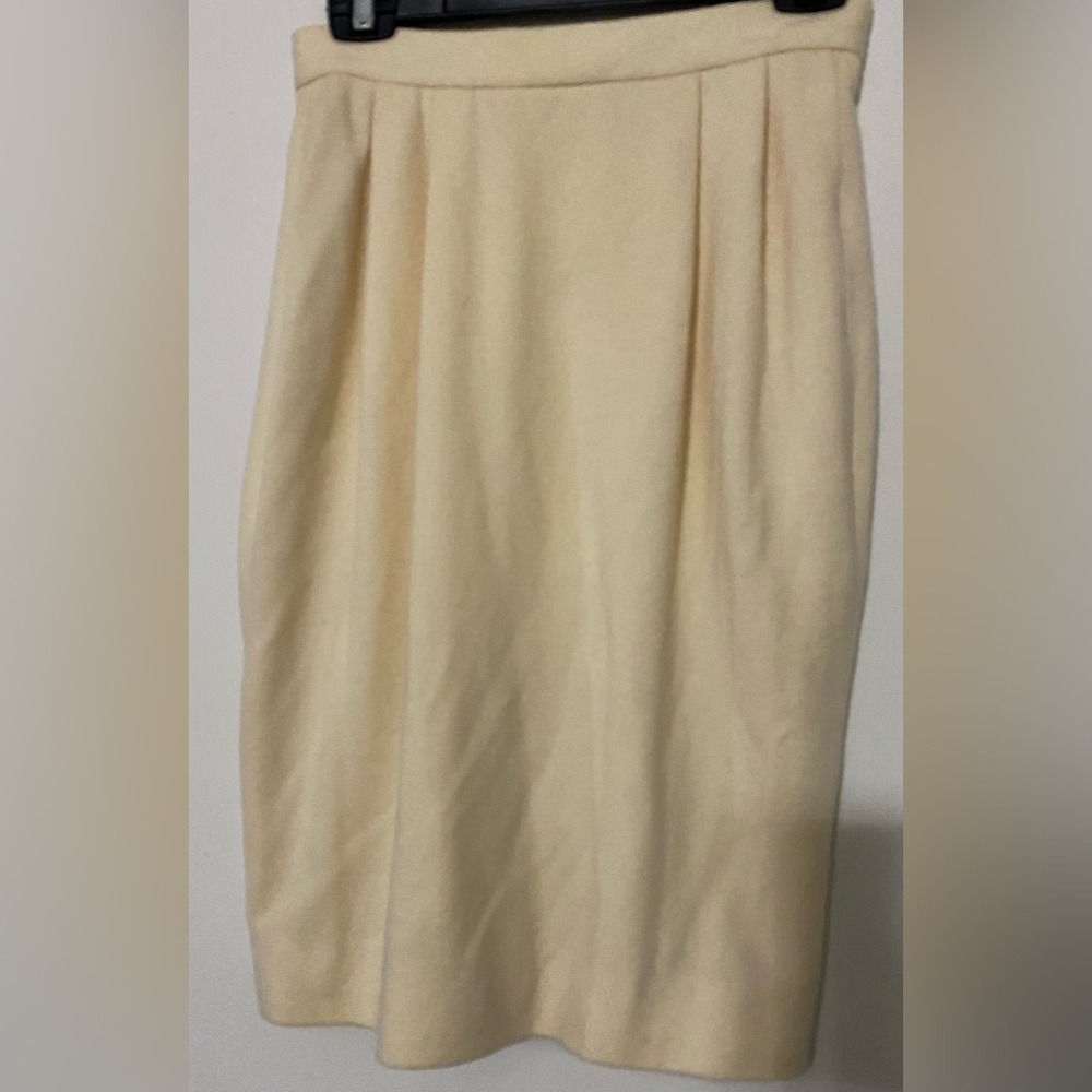 100% Cashmere Pencil Skirt Peggy Jennings Size 8 Cream Luxurious